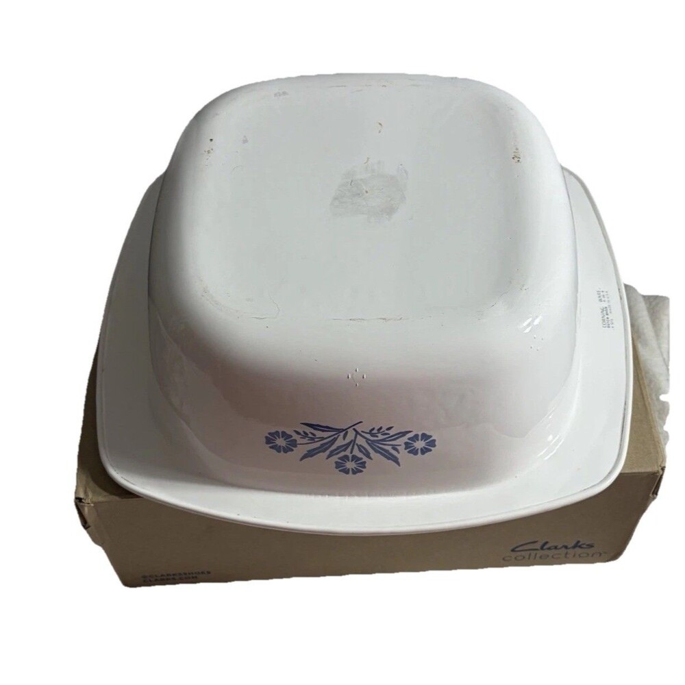 Vintage CorningWare Blue Cornflower 4 Qt Dutch Oven P-34-B Casserole Dish USA - Picture 8 of 8